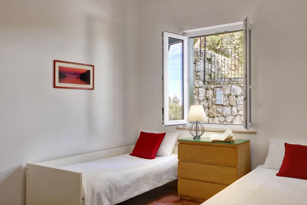 Casa Miomar Apartment Massa Lubrense Ruang foto